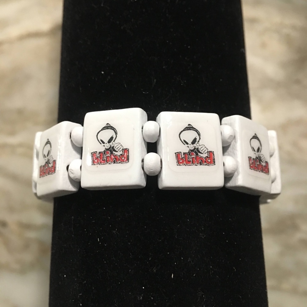 Blind jewelry bracelet
